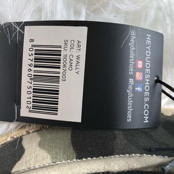 Hey Dude Wally Men's Shoes Size 8 Green Camouflage Loafers Lightweight Slip On - Picture 5 of 9